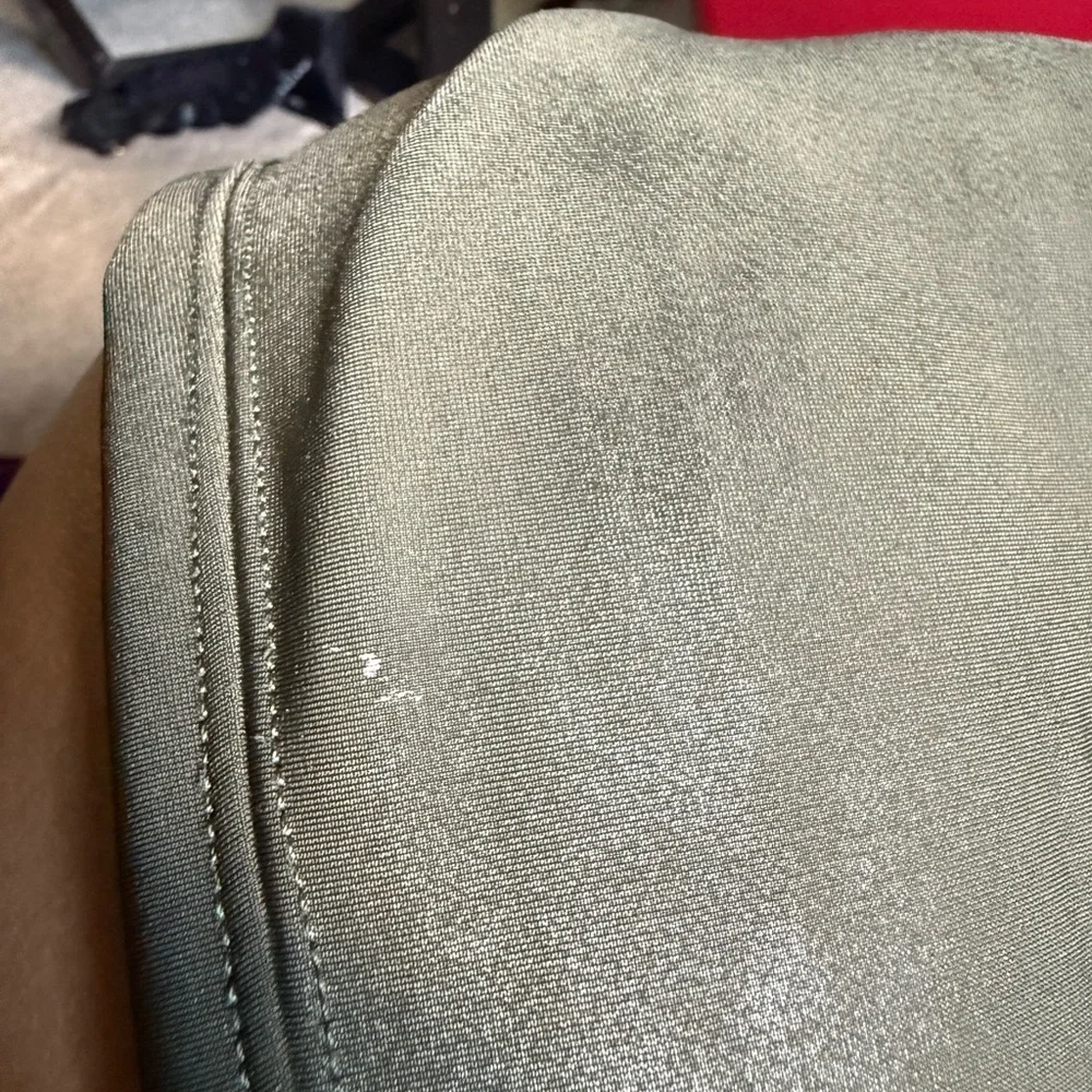 Spanx Faux Leather Leggings In Olive Green Color High Rise Stretchy Sheen‎ SZ M